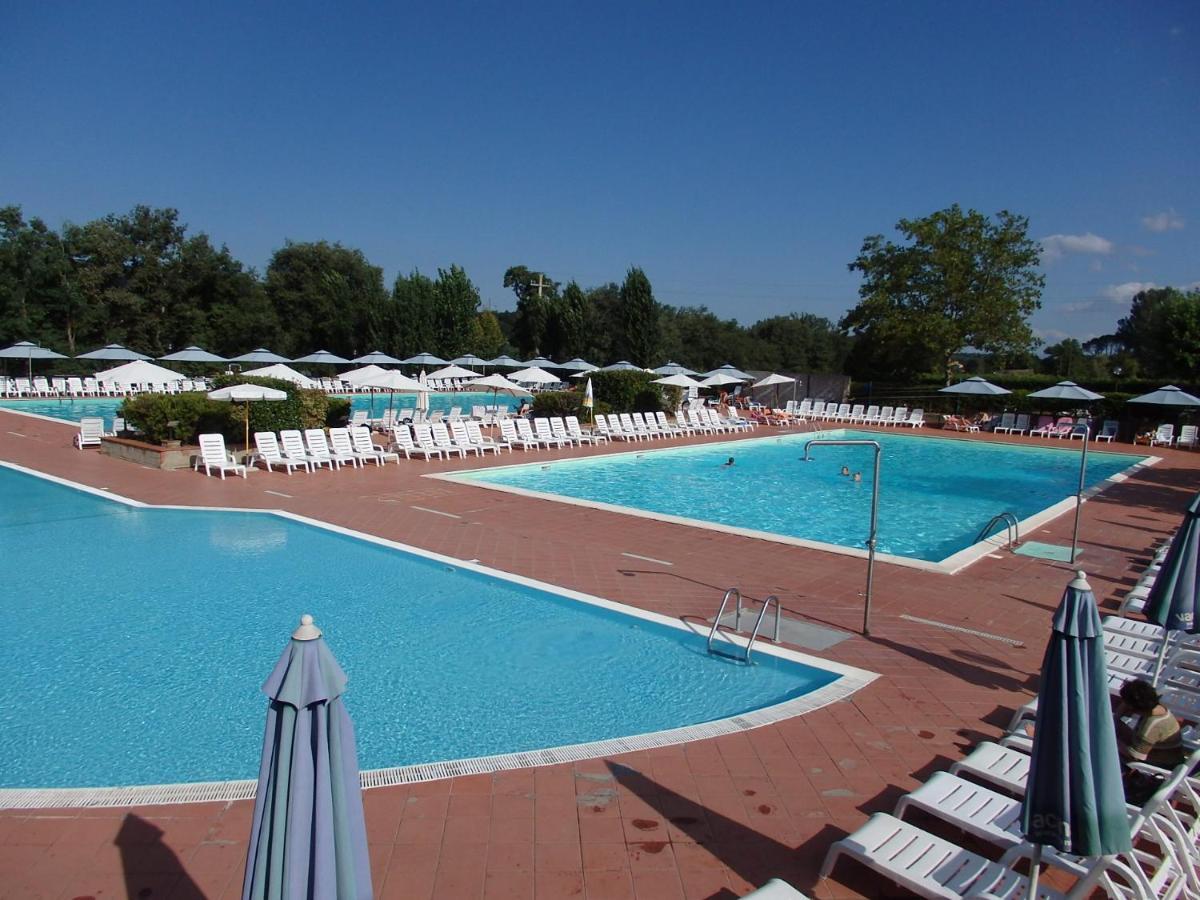 Camping La Chiocciola Hotel Capannole Buitenkant foto